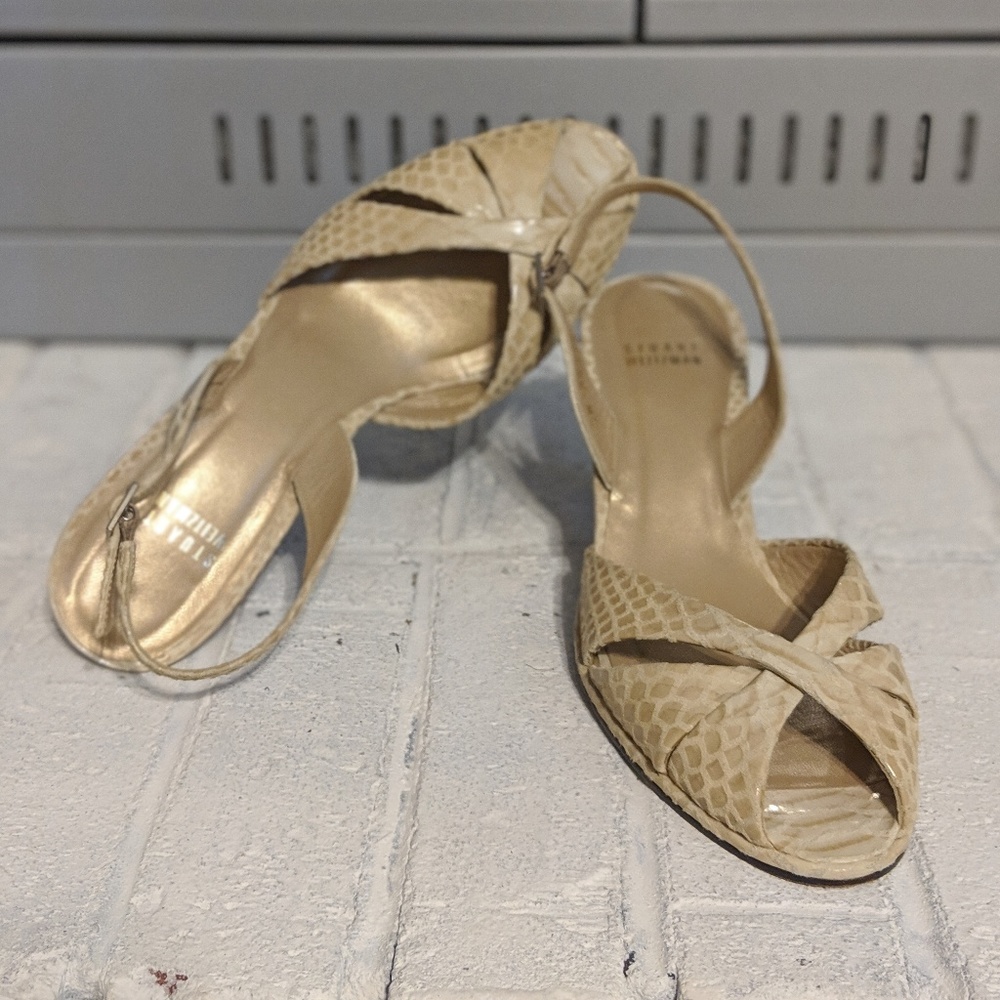 Stuart Weitzman Creme Slingback Shoe